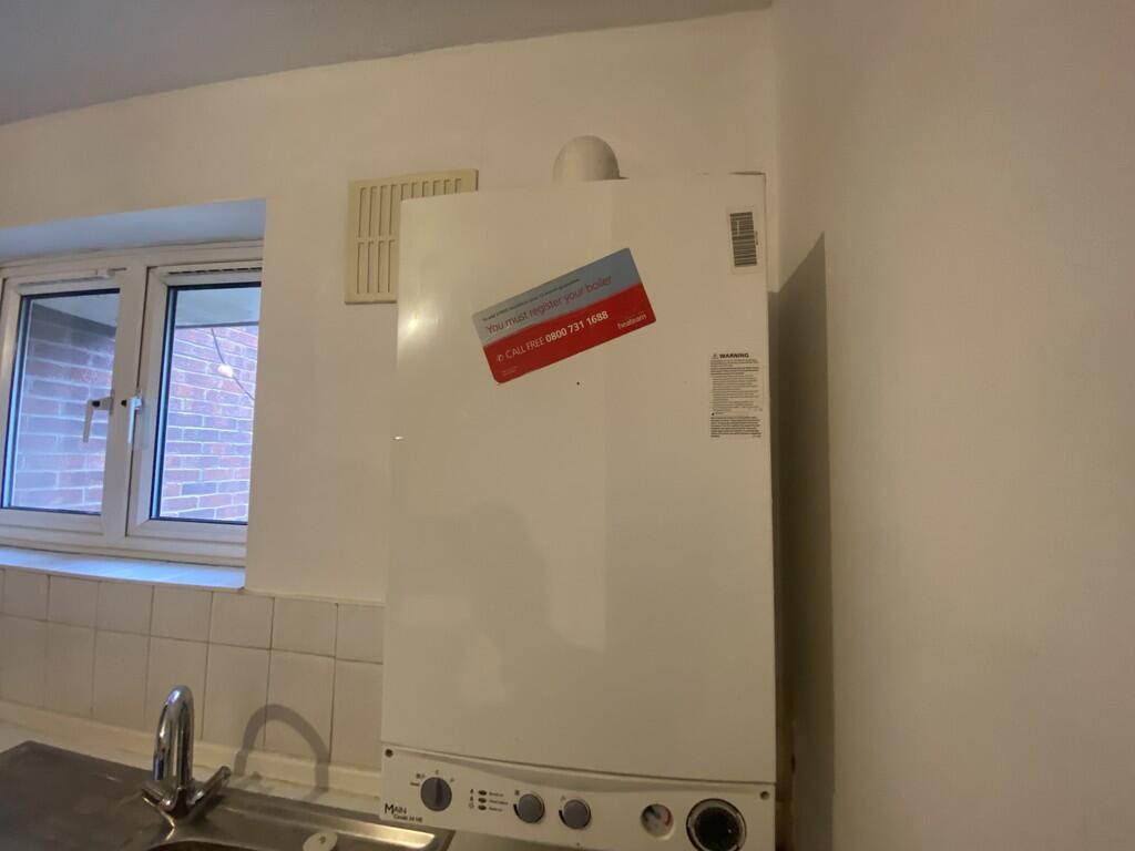 Apartment in Welwyn Hatfield, Hertfordshire - More