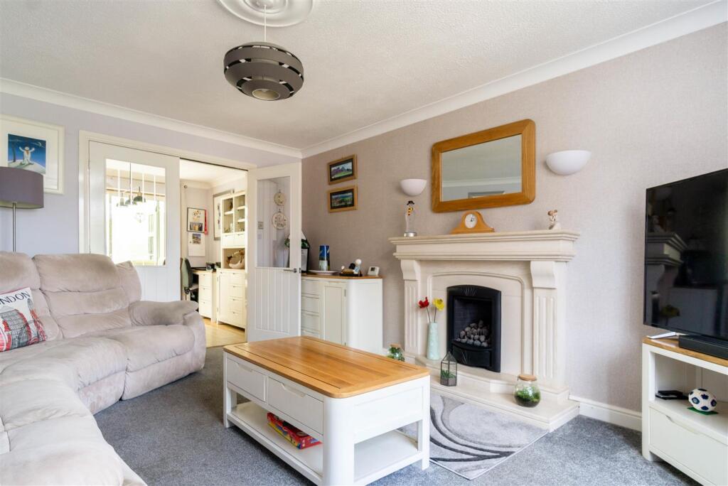 House in York - View 3