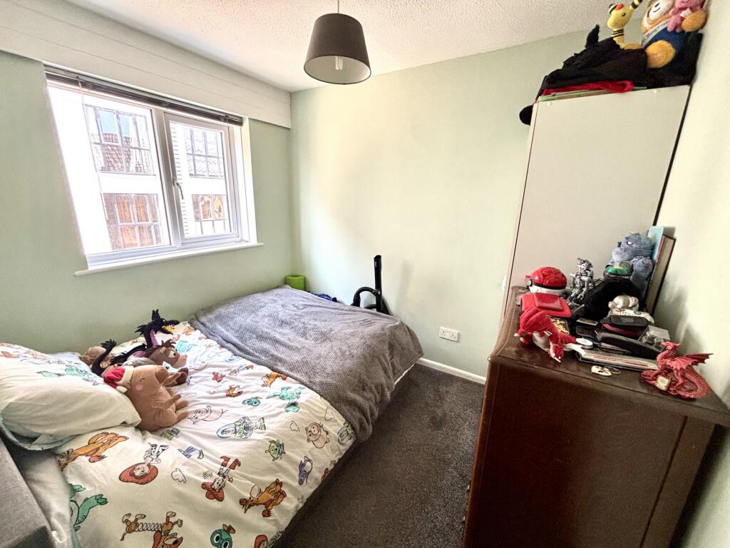 Ivel Court, Yeovil, BA21 - View 5