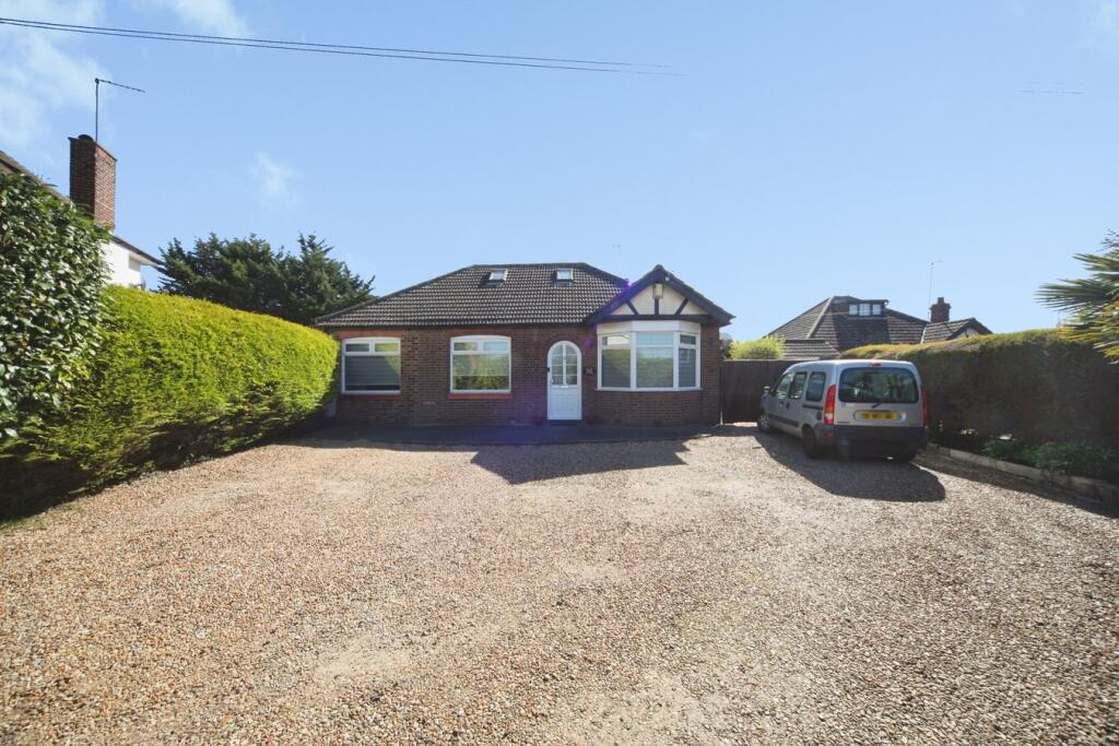 Main image of property: Barton Road, Luton, LU3