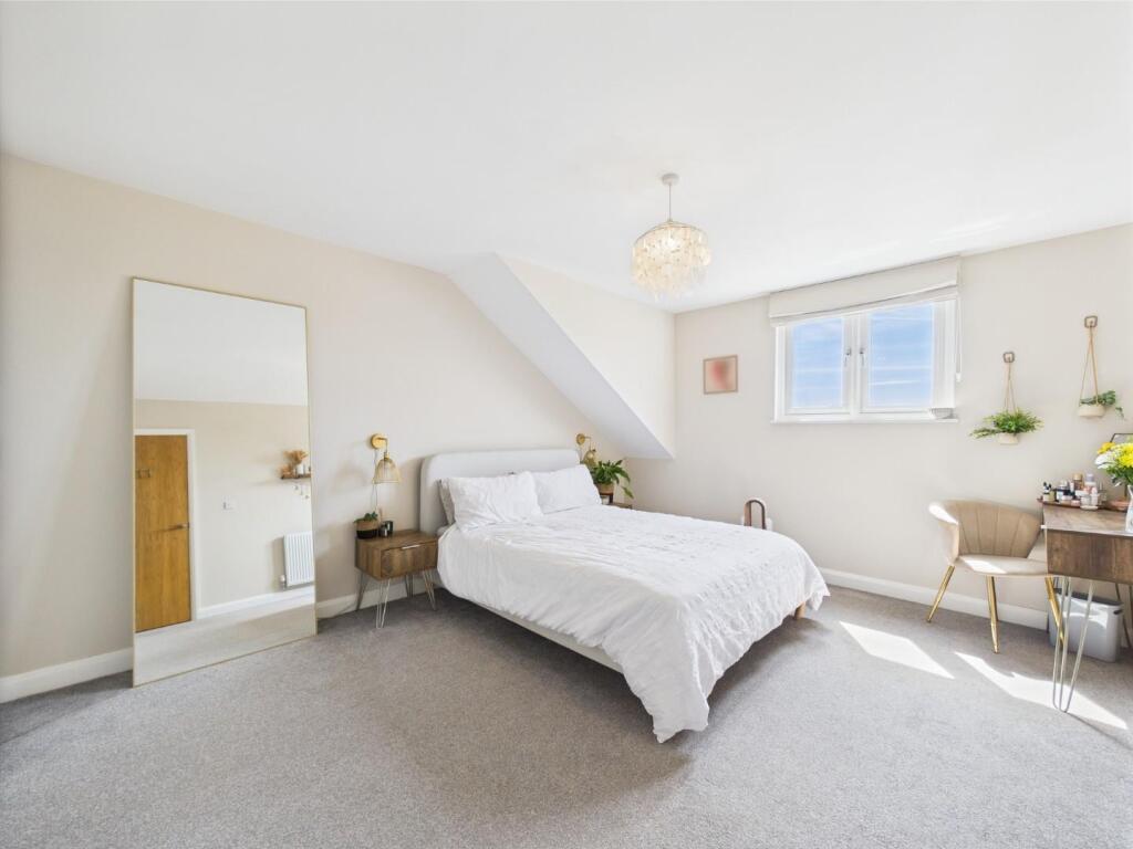 Apartment in Bristol, Redfield - View 2