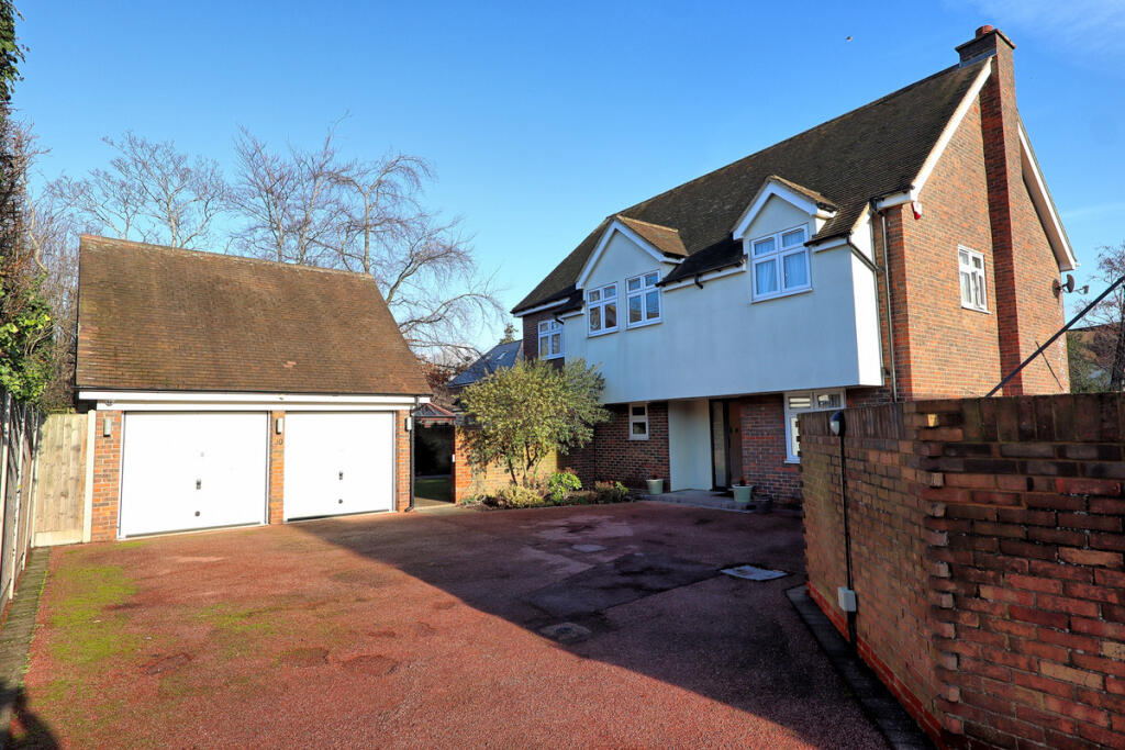 Main image of property: The Woodfines, Hornchurch, RM11