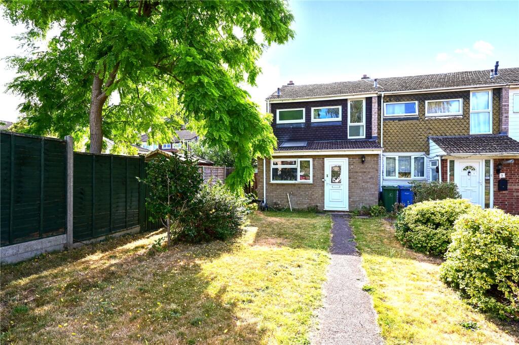 Main image of property: Frensham Close, Yateley, Hampshire, GU46