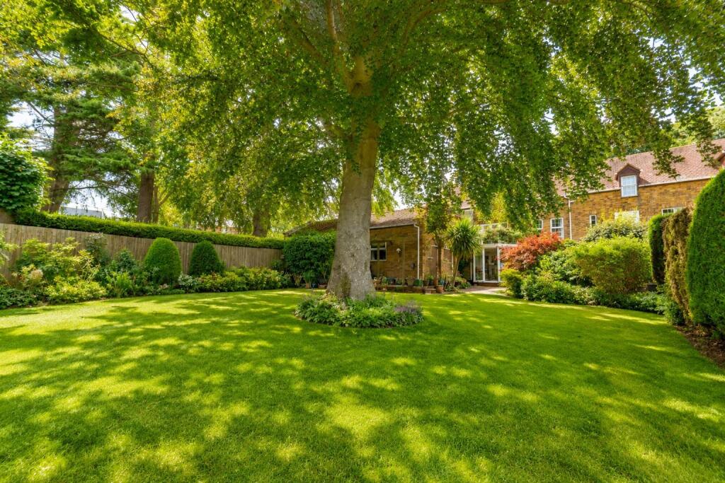 House in Northampton - View 4
