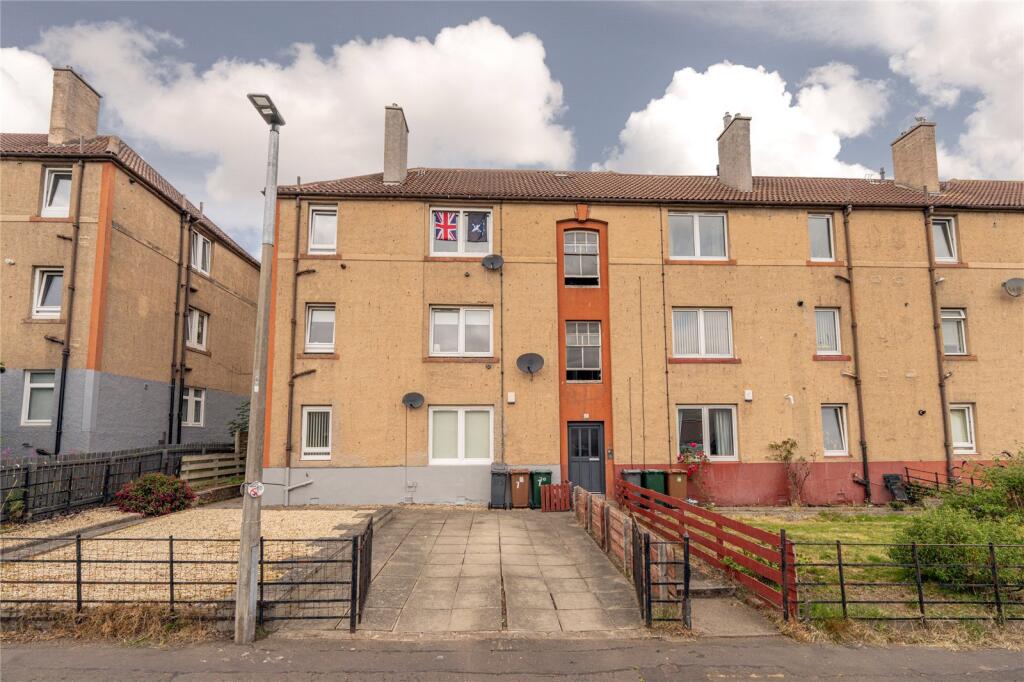 Main image of property: 7/1 Northfield Farm Avenue, Edinburgh, EH8