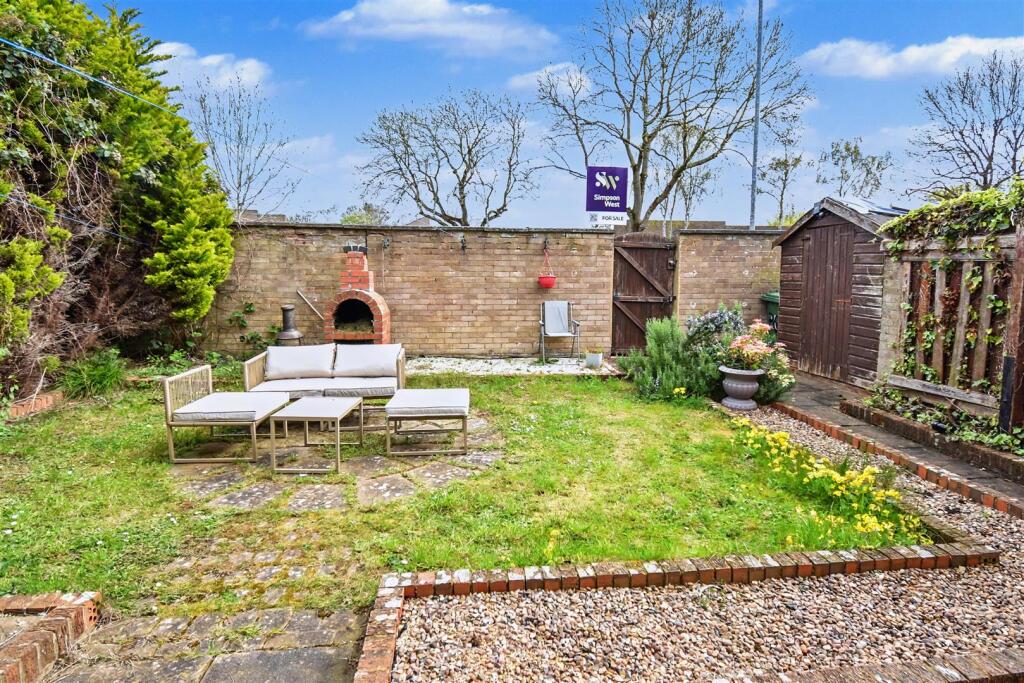 House in Corby, North Northamptonshire - View 5