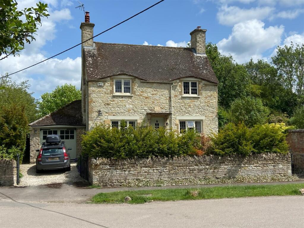 Main image of property: Rosemary`s Cottage, Church Row, Childrey