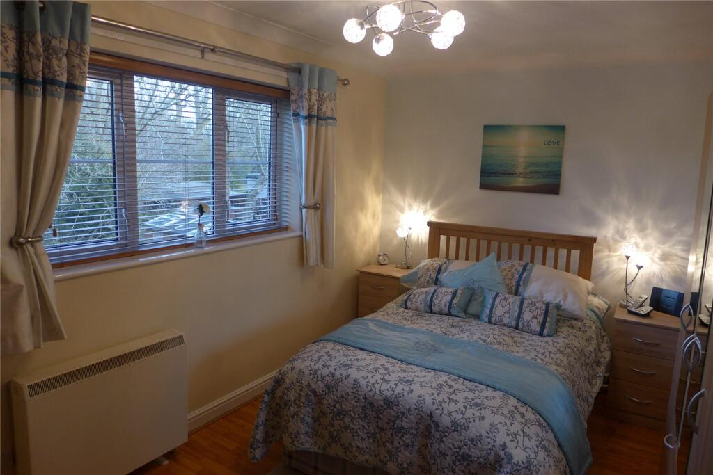 Apartment in Coventry - View 5