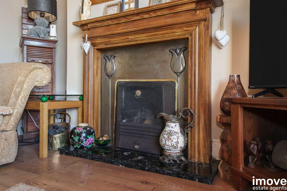 House in Torquay - More