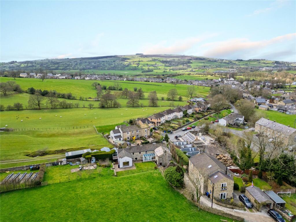 Additional image 32 of Dotcliffe Road, Kelbrook, Barnoldswick, Lancashire, BB18