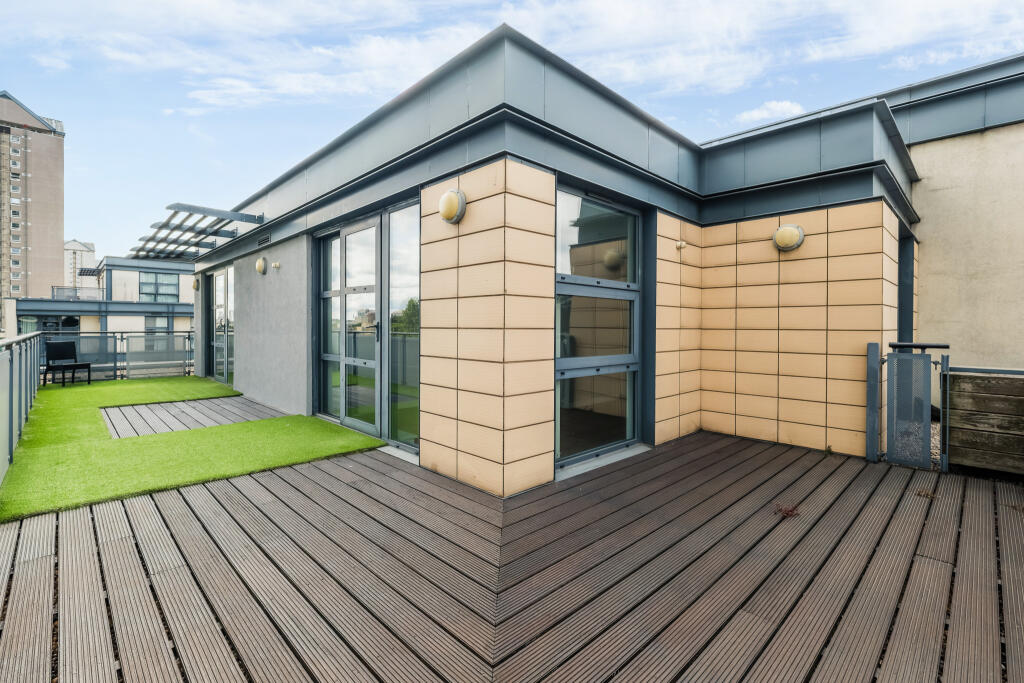 Main image of property: Manilla Street, London, E14