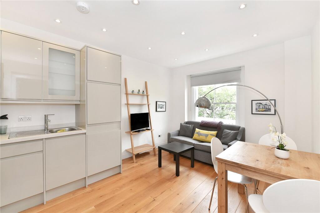 Main image of property: Queens Gardens, 
Lancaster Gate, W2