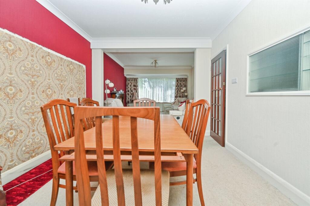Perivale Gardens, WATFORD - View 5