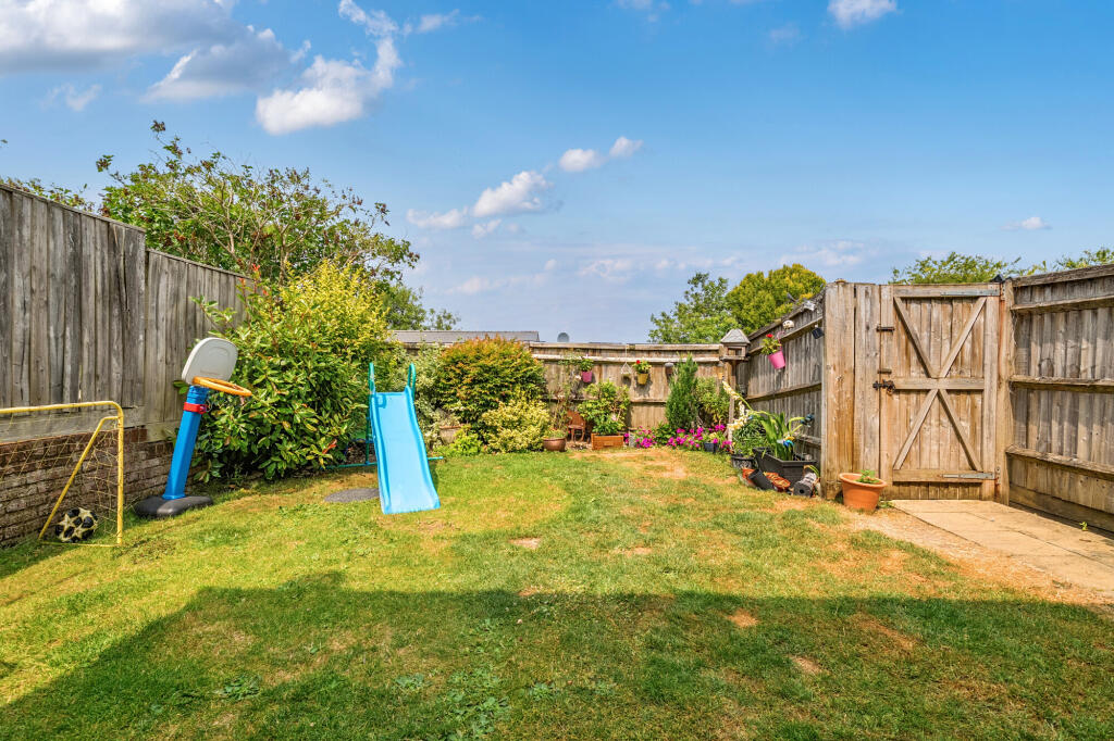 House in Swindon - View 3