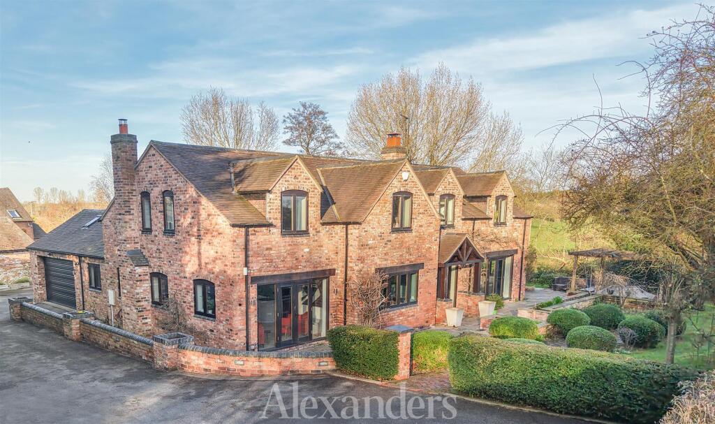 Main image of property: Main Road, Bilstone