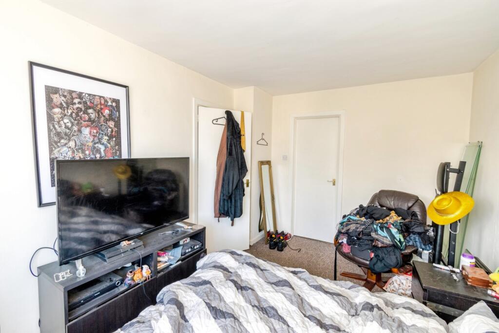 Apartment in Southampton - More