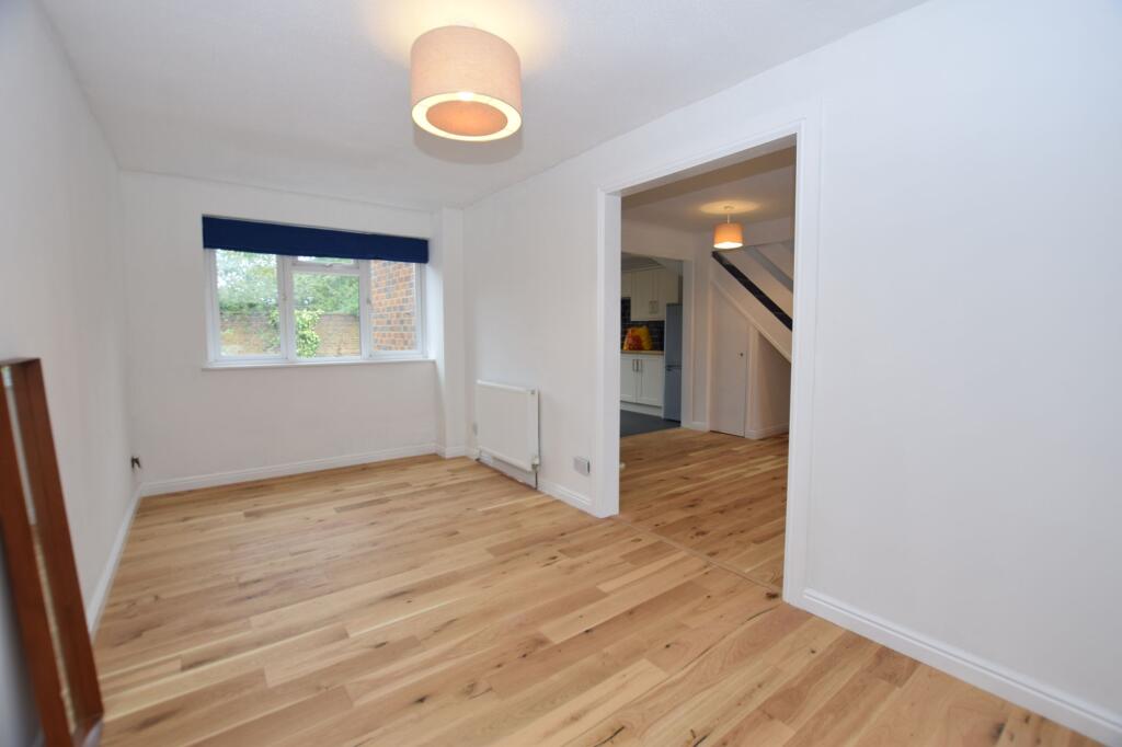 Flatford Place, Kidlington, OX5 photo 3