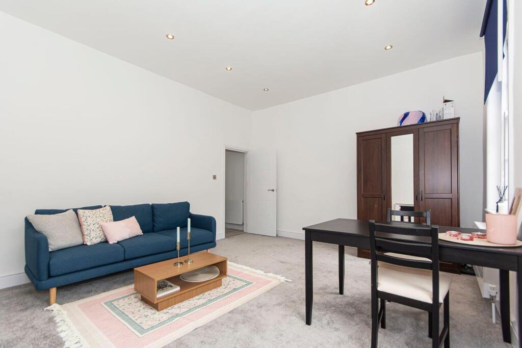 Main image of property: Star Street, London W2