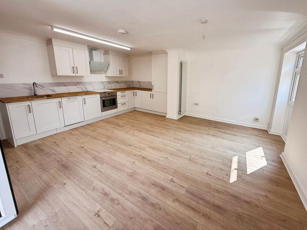 Apartment in Telford - View 3