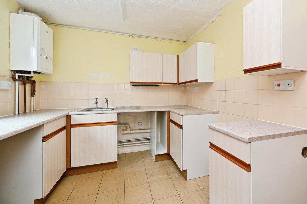 Orchard Court, Gaywood, King's Lynn photo 2