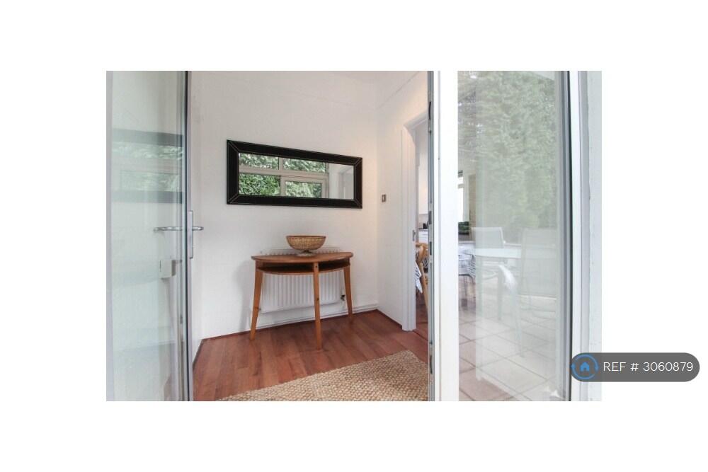 Apartment in Oxford - View 4