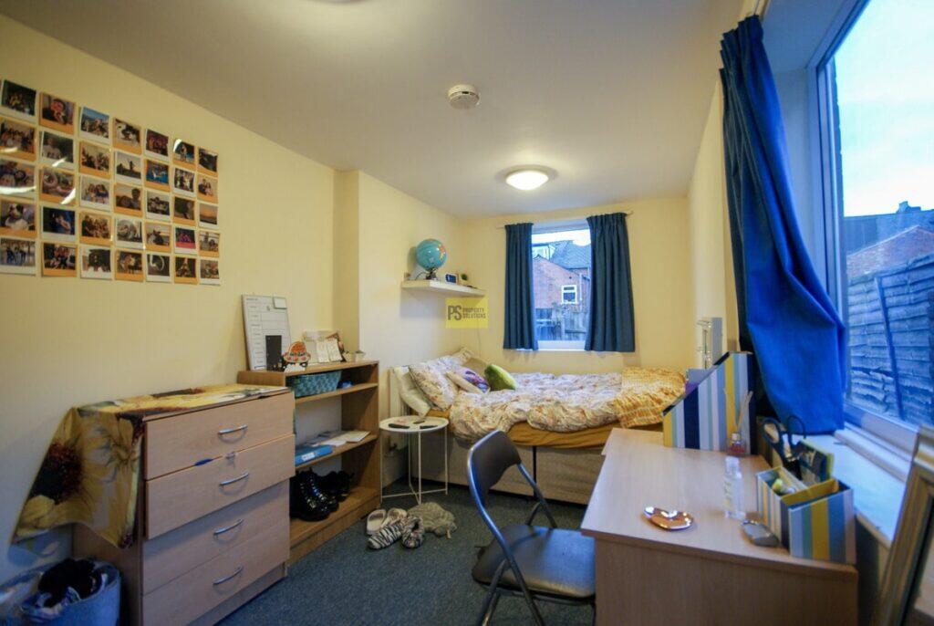 Luton Road, Selly Oak, Birmingham, B29 7BN - More