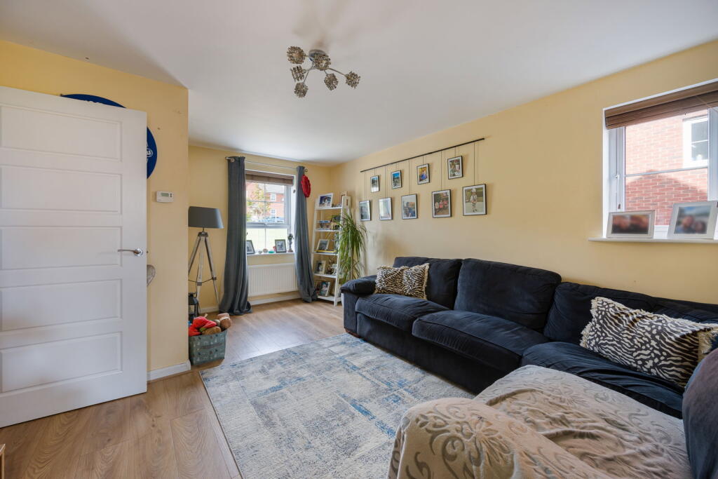 House in Nottingham - View 3