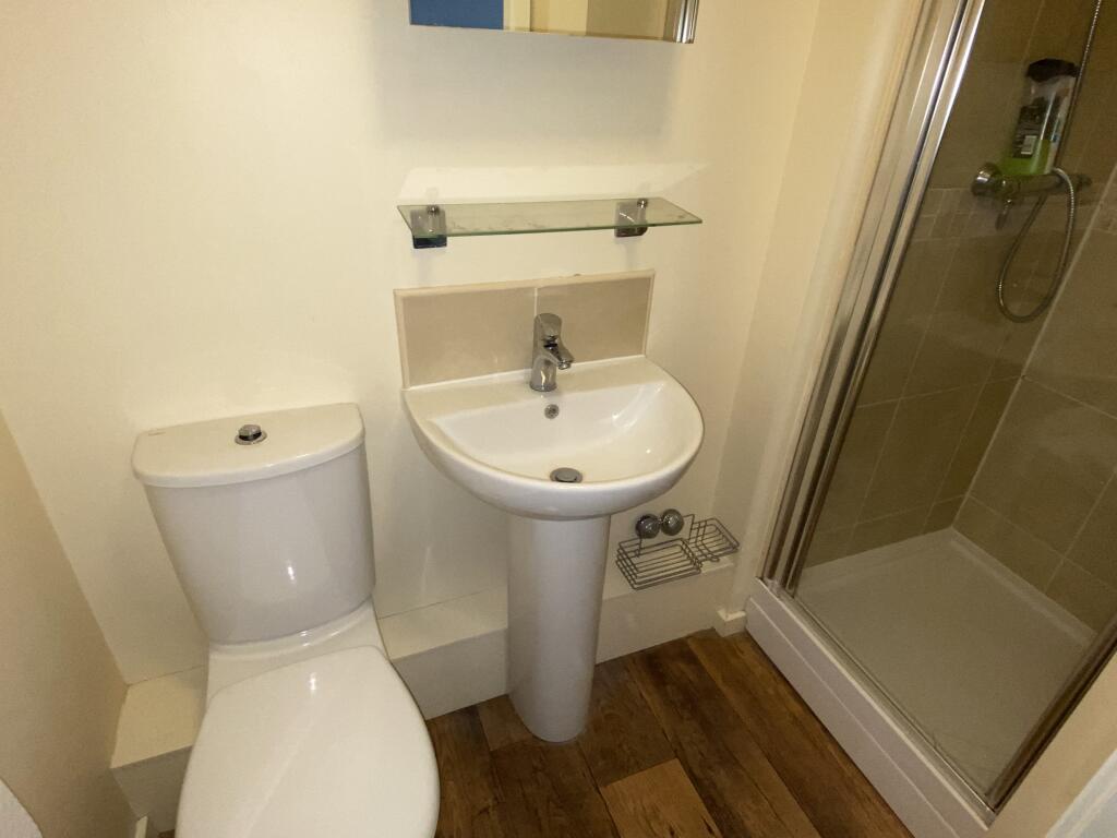 Apartment in Doncaster - More