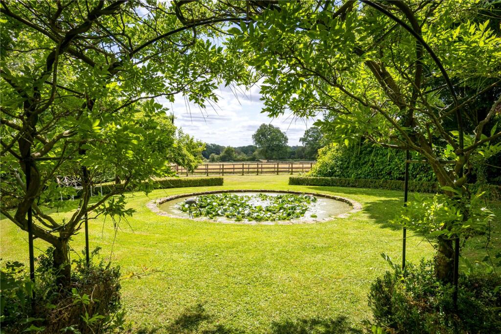 House in Horsham, Rudgwick - View 2
