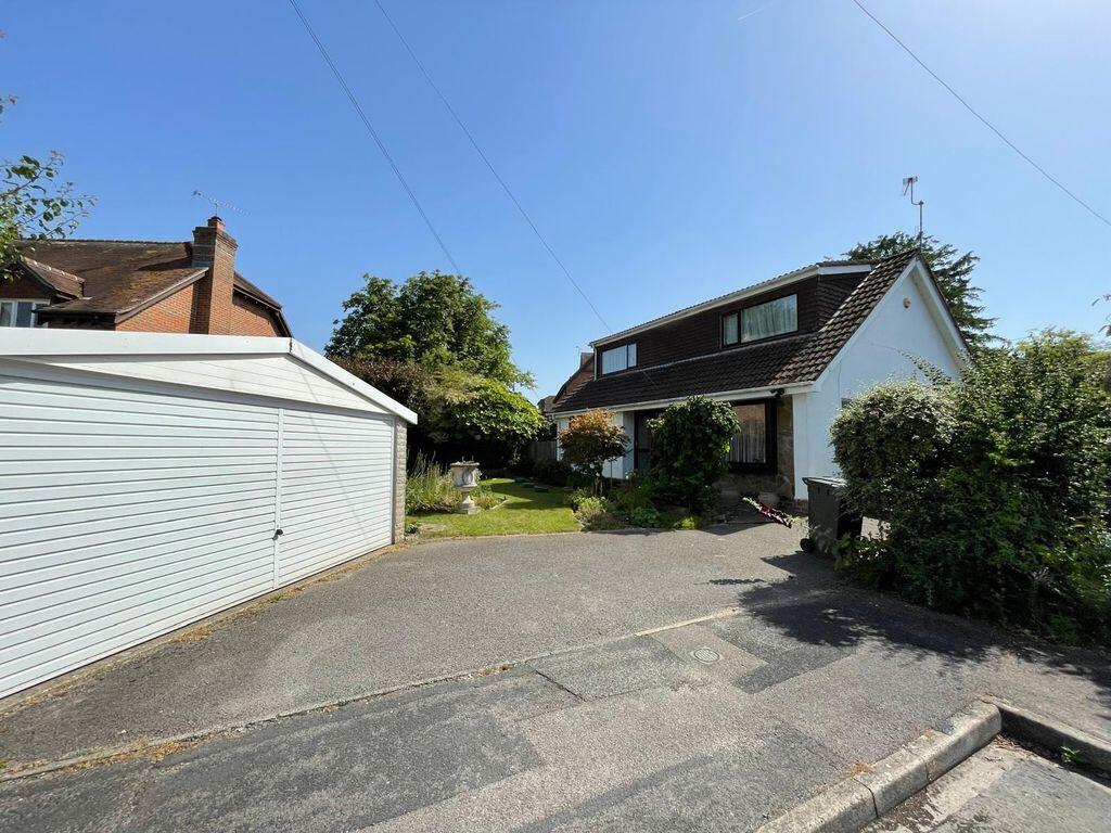 Main image of property: Pern Drive, Botley, SO30