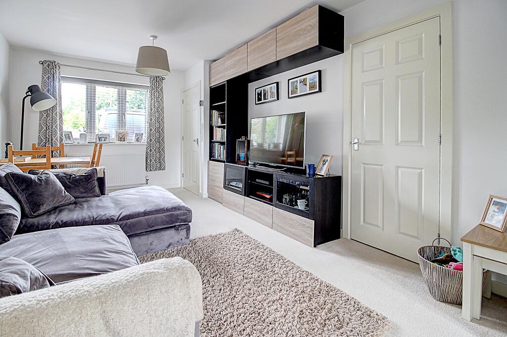 House in Reading - View 4