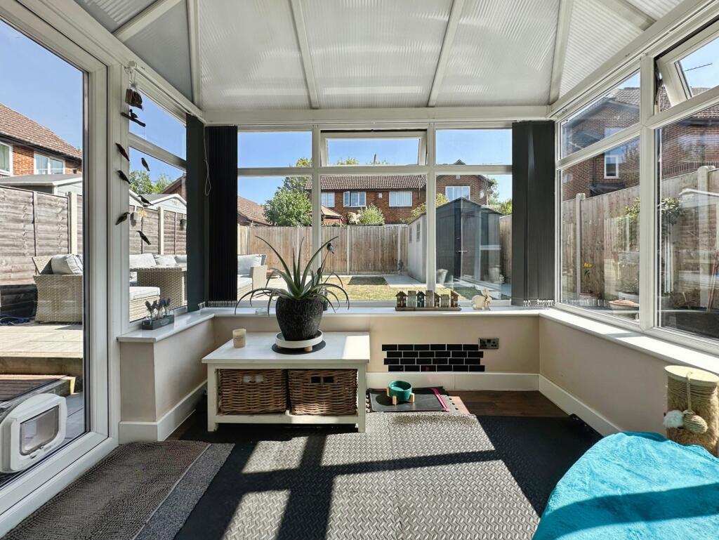 House in Hart, Zebon Copse, Crookham Village - View 4