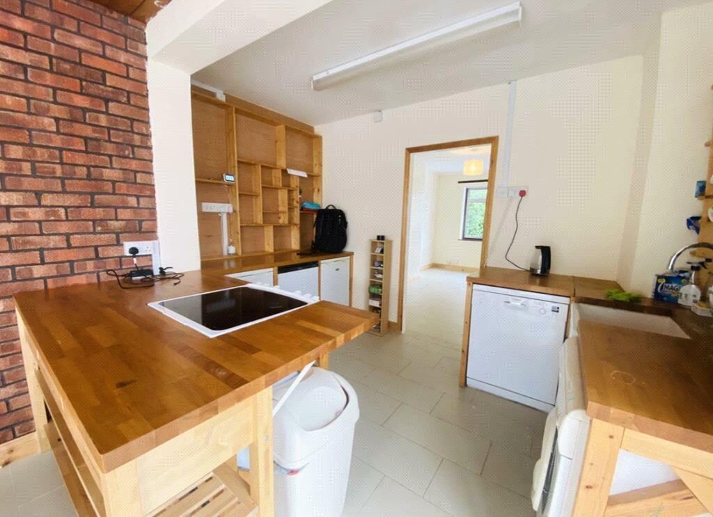 Main image of property: Hollow Way, Headington, Oxford, OX3