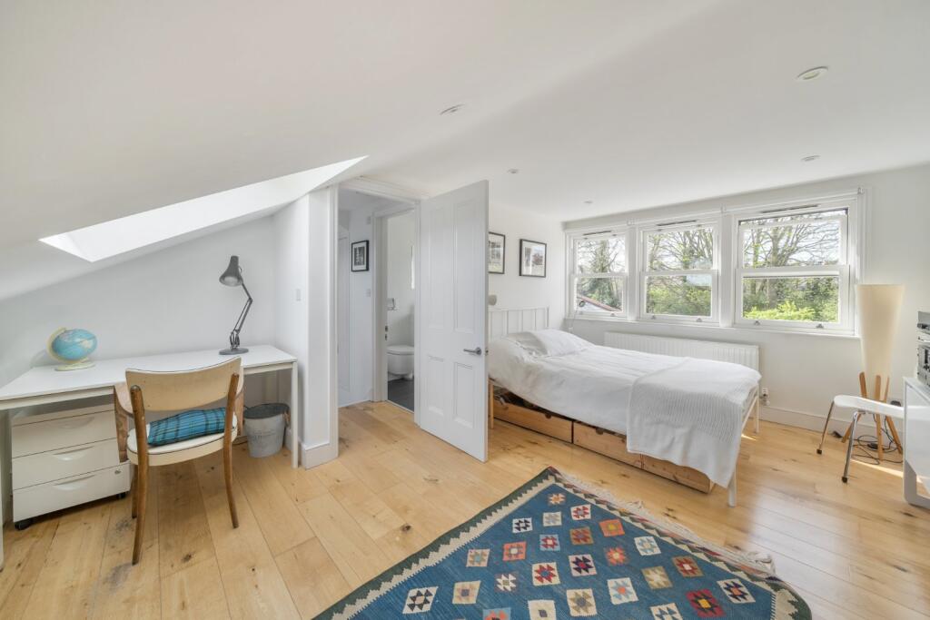 House in London - More