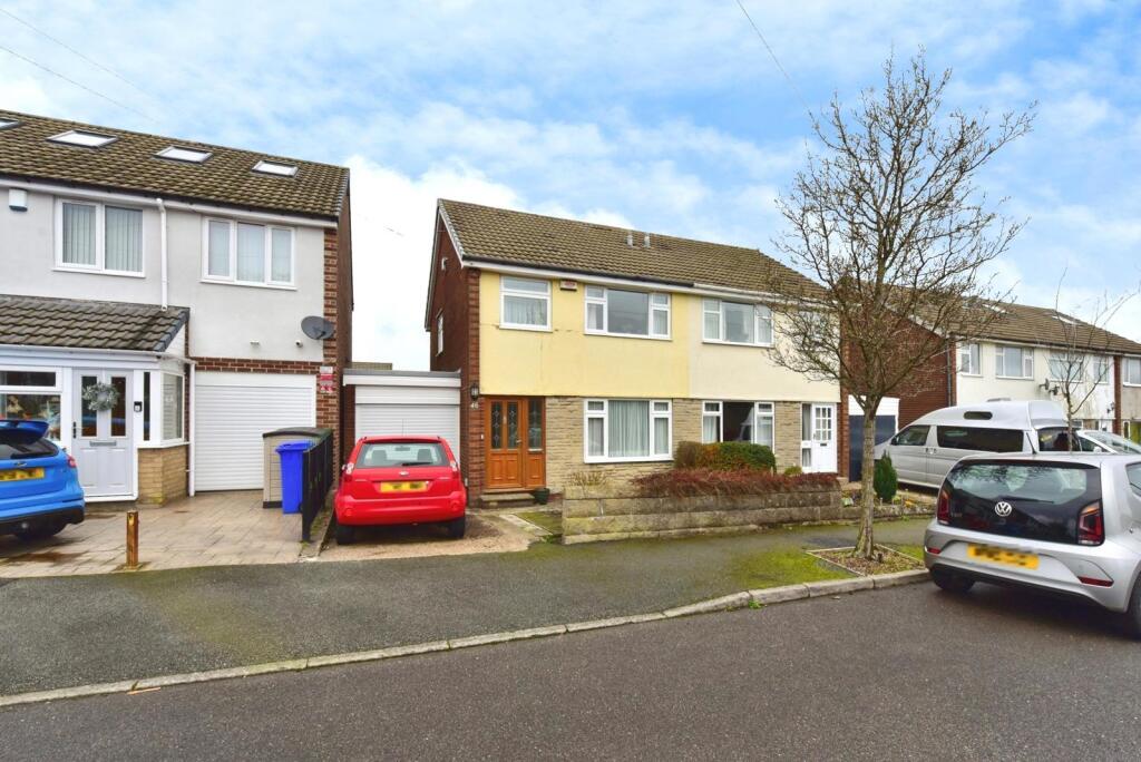 Main image of property: Midfield Road, Sheffield, S10