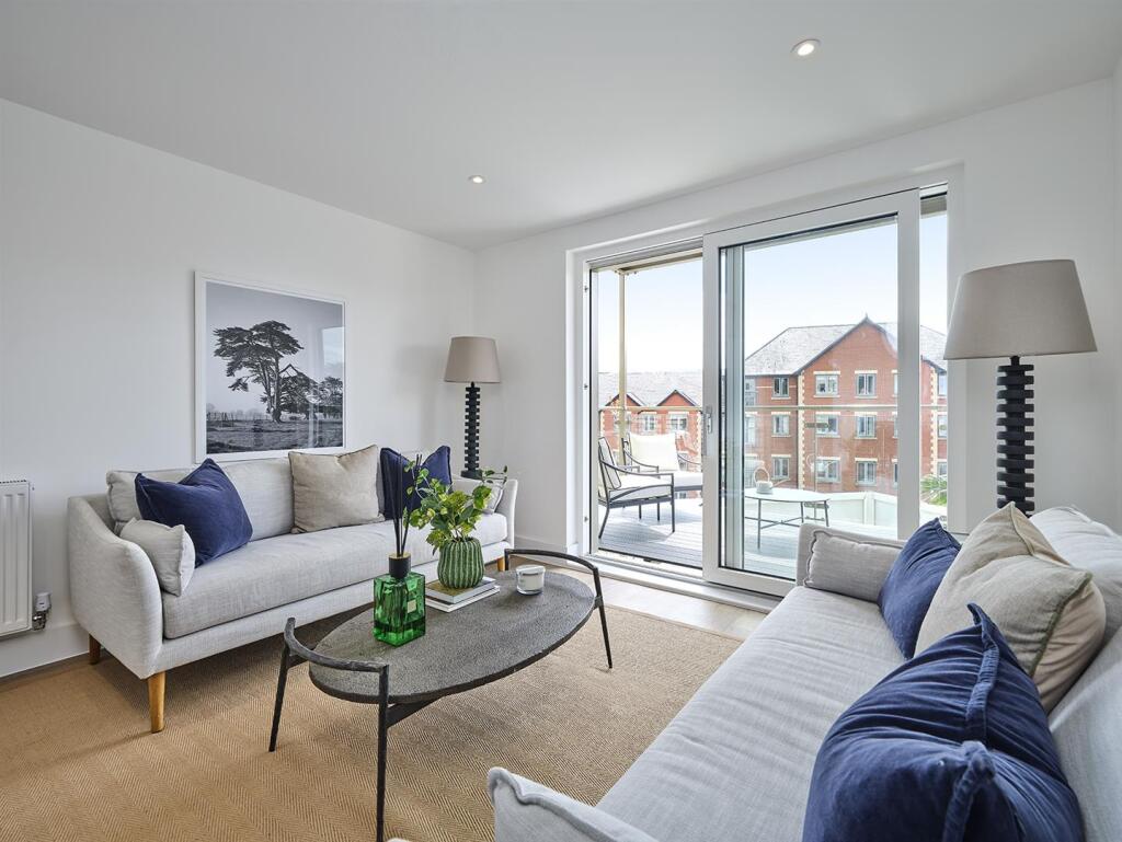 Apartment in Exeter - View 4