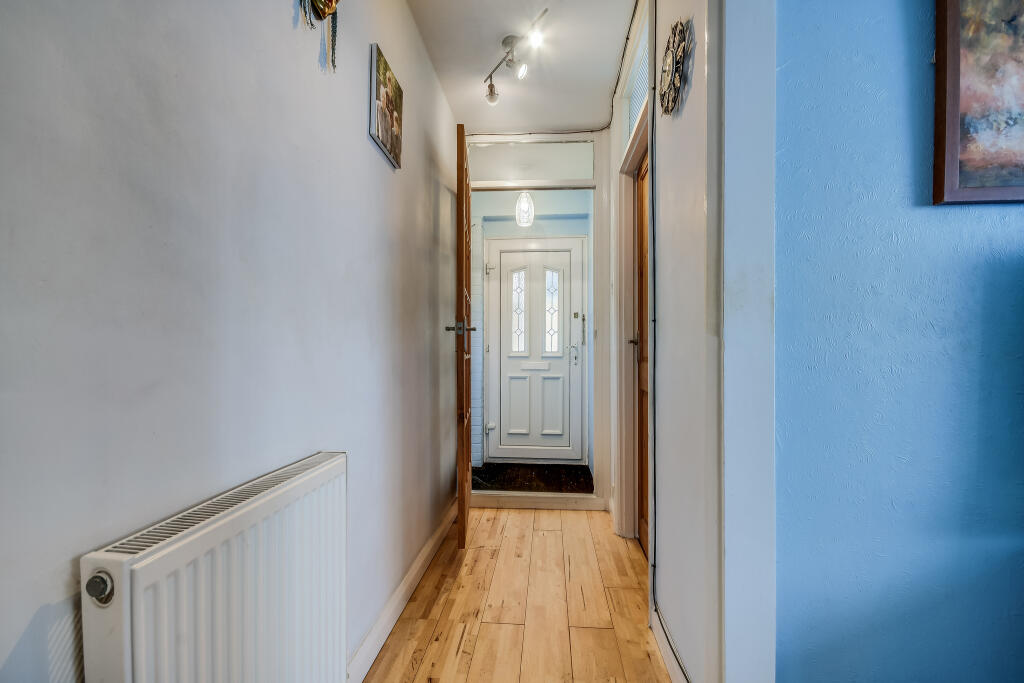 Apartment in Chelmsford - View 4