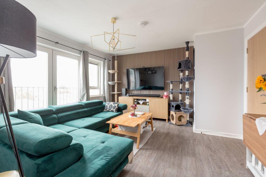 Apartment in Edinburgh - View 2