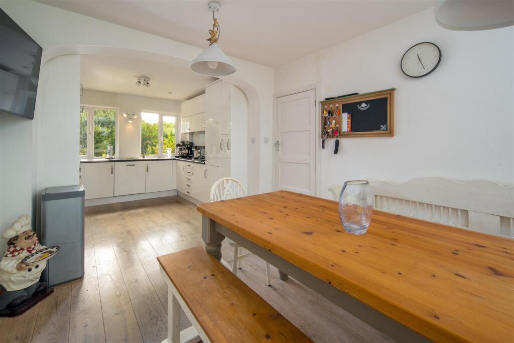 House in Portsmouth - View 4