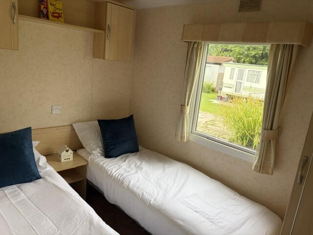 2 Bed Atlas Chorus (35x12) 2010, Ferryfields Holiday Park, Station Road, Winchelsea, East Sussex, TN36 4JU photo 4