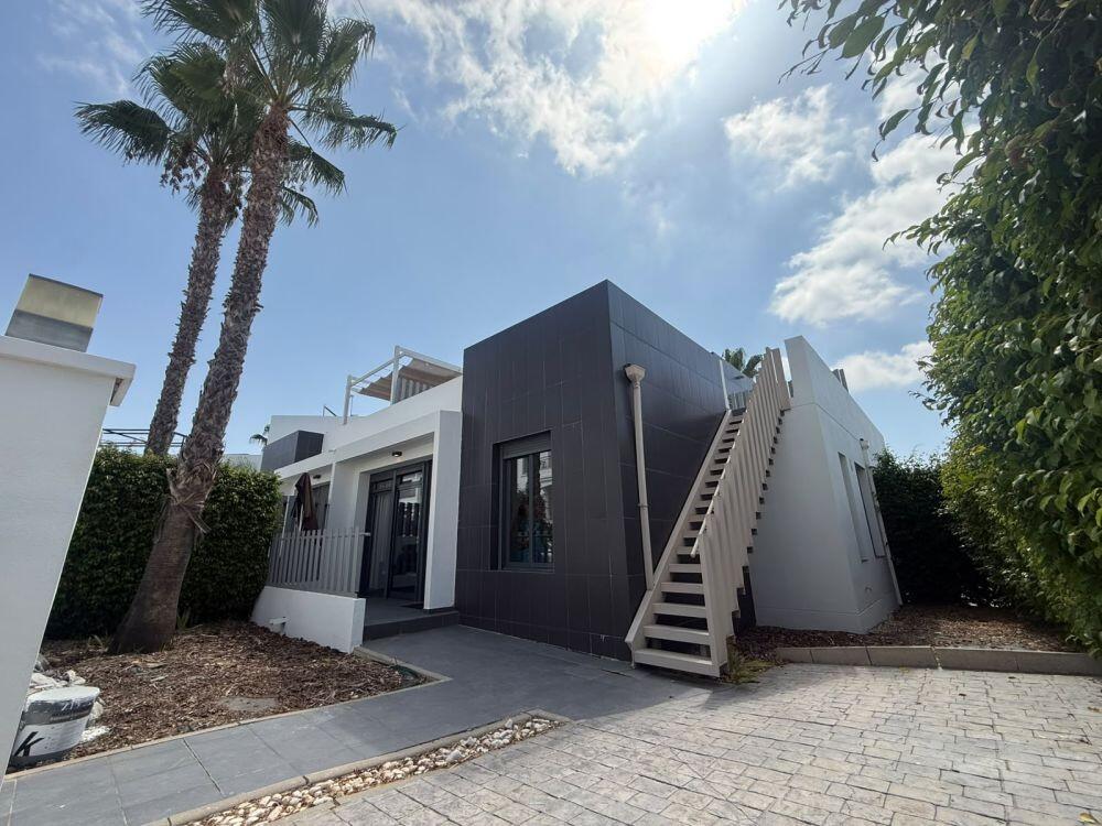 Main image of property: Los Dolses, Alicante, Valencia