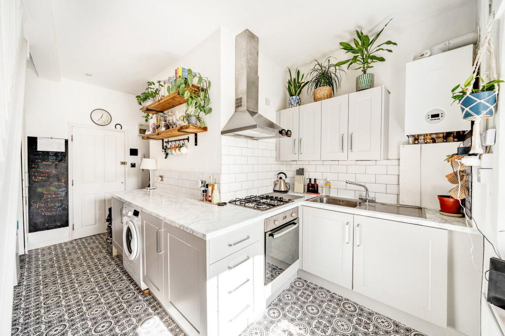 Main image of property: High Street, Portishead, Bristol, BS20 6PT