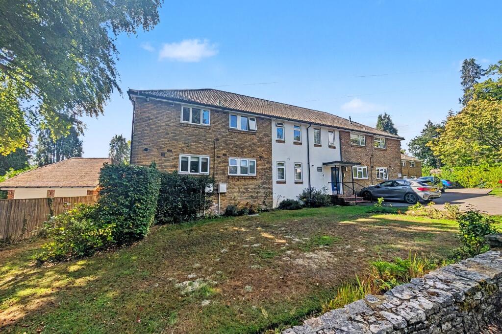 Apartment in Southampton - View 4