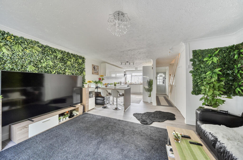 House in Portsmouth - View 5