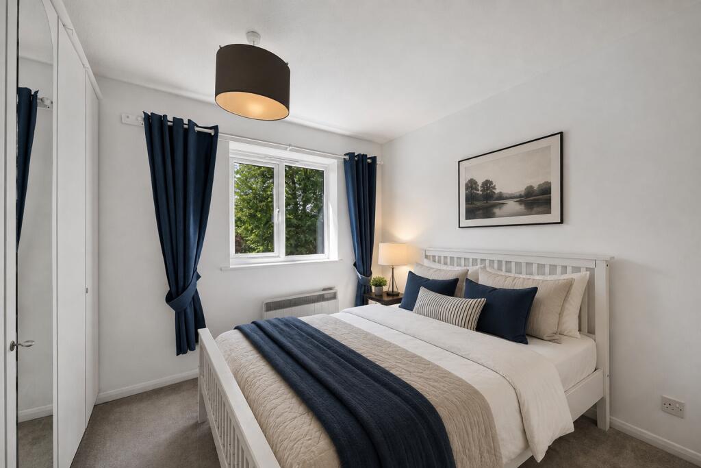 Apartment in London - More