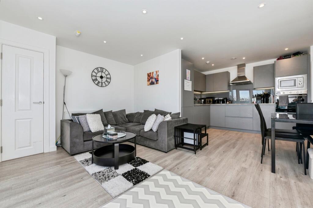 Main image of property: Devonshire Close, Grays