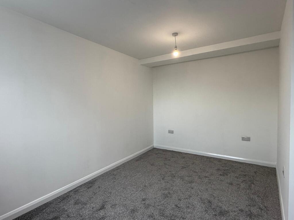 Apartment in Taunton - More