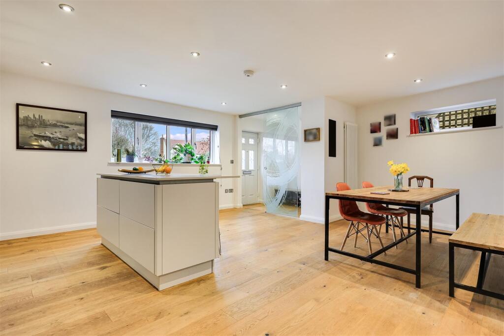 Main image of property: Church Road, Hauxton, CB22