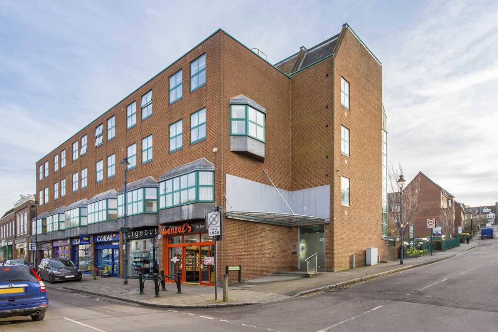 Main image of property: Callard House, High Street, Berkhamsted, Hertfordshire, HP4