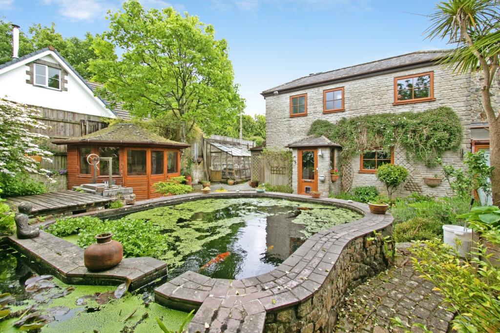 Main image of property: East Hill, Blackwater, Truro, Cornwall, TR4